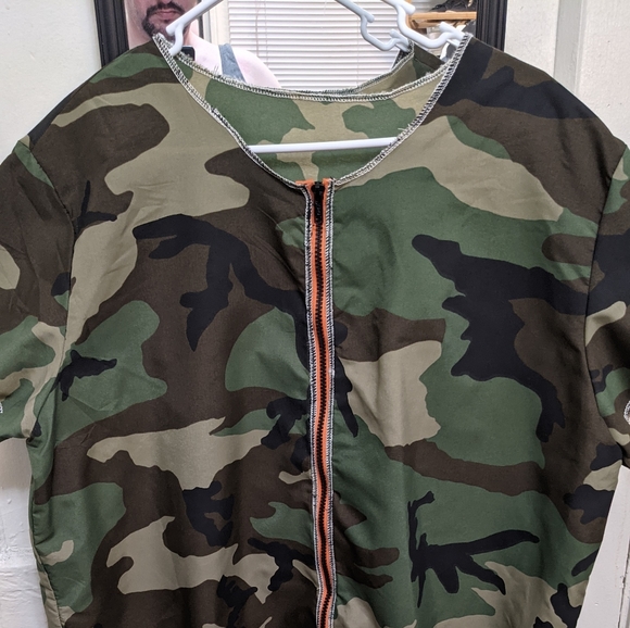 Tiger patch short sleeve zip tunic - Picture 2 of 2